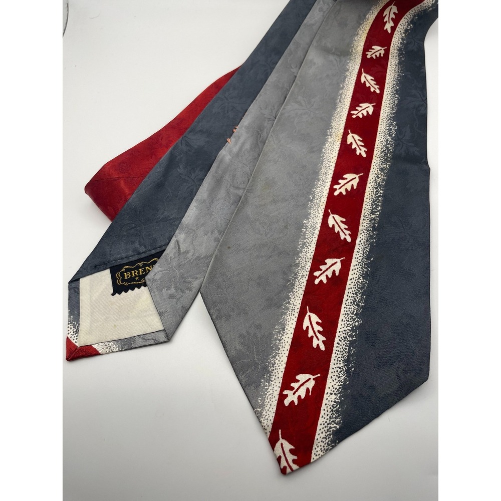 Brent Vintage 1950s Wide Tie Red Grey Oak Leaf Jacquard Swing Necktie 35J-57